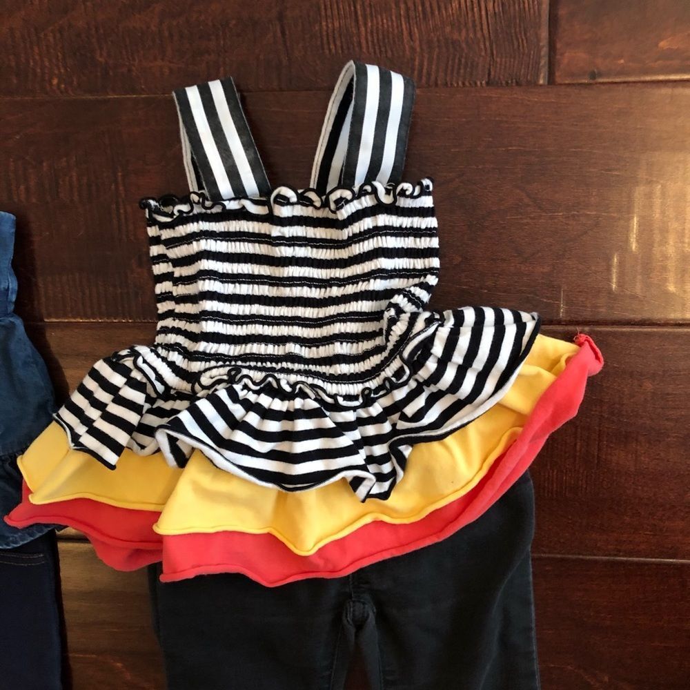 Shirts and pants bundle - Picture 3 of 14